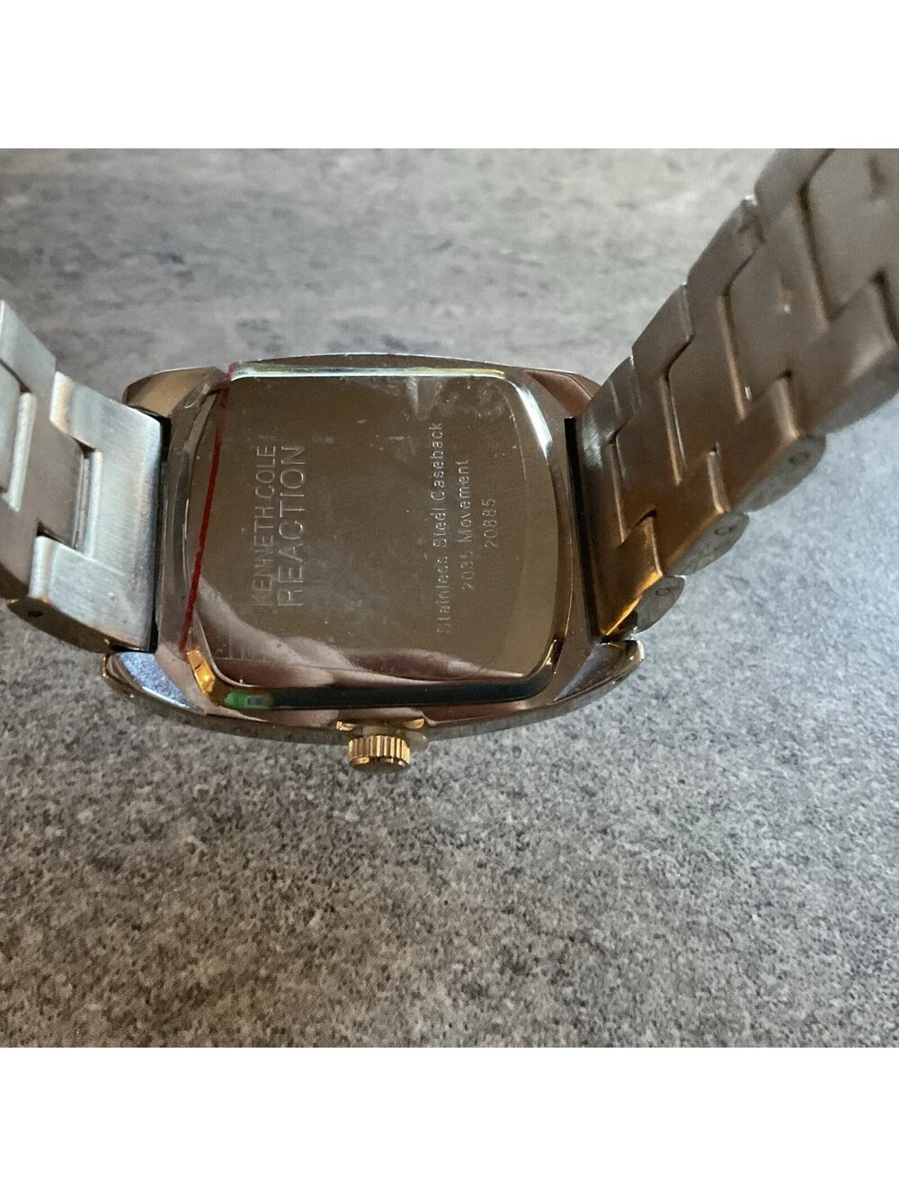 Kenneth Cole Reaction Men's Tank Style Watch 36mm Silver Tone Case Black Dial ~E